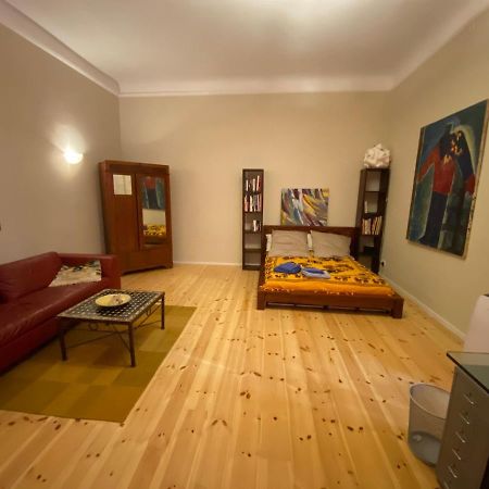 Fewo Gruene Mommsenstrasse - Bei Becker Klingeln Apartment Berlin Luaran gambar